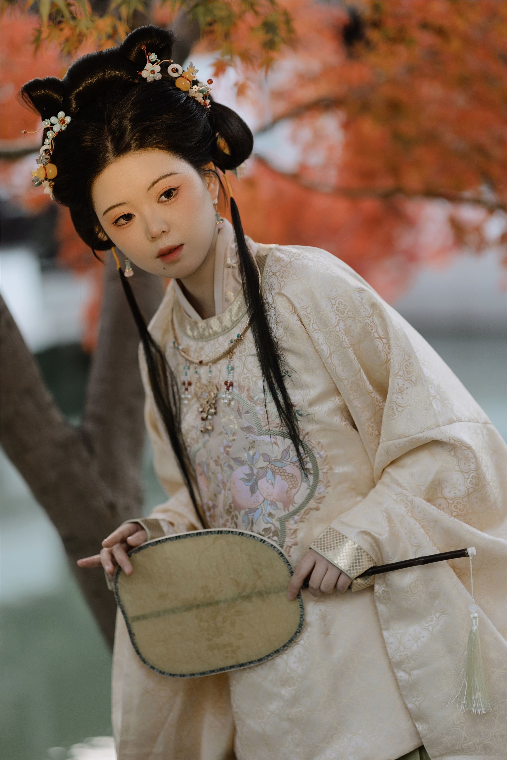 YITUYU艺图语 2025.02.02 姑苏秋枫 潘小落